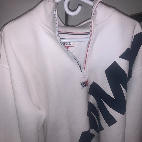TOMMY HILFIGER crewneck sweater - Picture 1 of 2